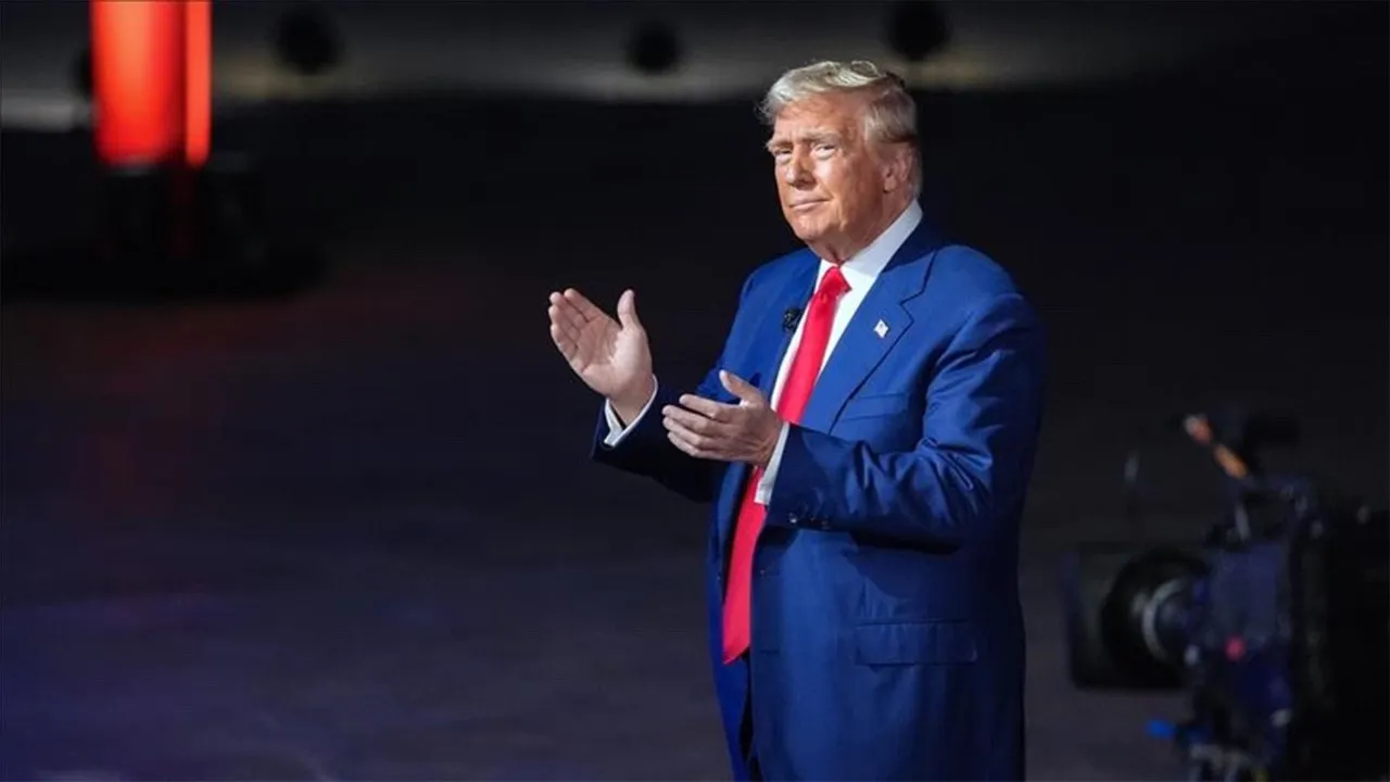 Donald Trump’tan Parfüm Serisi: “ABD Başkanı Gibi Kokmak” 200 Dolara Mümkün