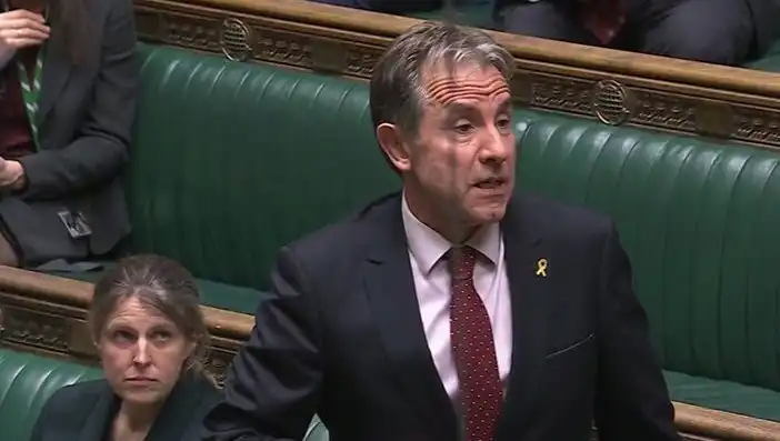 İngiliz Vekil Hakkında Şok Edici Çocuk İstismarı Suçlaması!