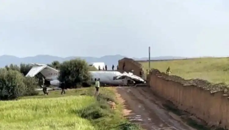 Uçak Pistten Çıktı, Duvara Çarptı: Paniğe Neden Olan Kaza Detayları