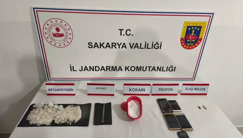 Sakarya'da Büyük Kaçak Akaryakıt Operasyonu: 370 Bin Litre Ele Geçirildi