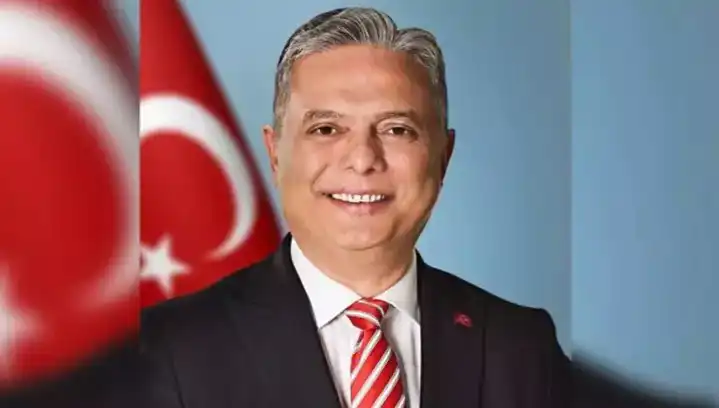 Ümit Uysal: CHP Genel Başkan Adayı Olmadan Önceki Hayatı ve Başarıları