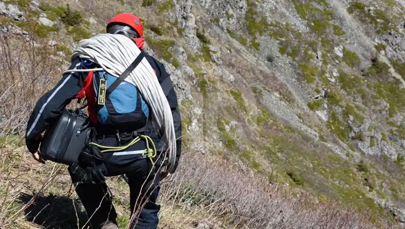 Denizli'de 14 Yaşındaki Kız Çocuğu İçin Hızla Arama Çalışması Başlatıldı