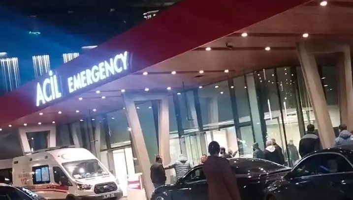 Dışarıda Telefon Konuşması Yapan Genç, Silahlı Saldırıda Hayatını Kaybetti