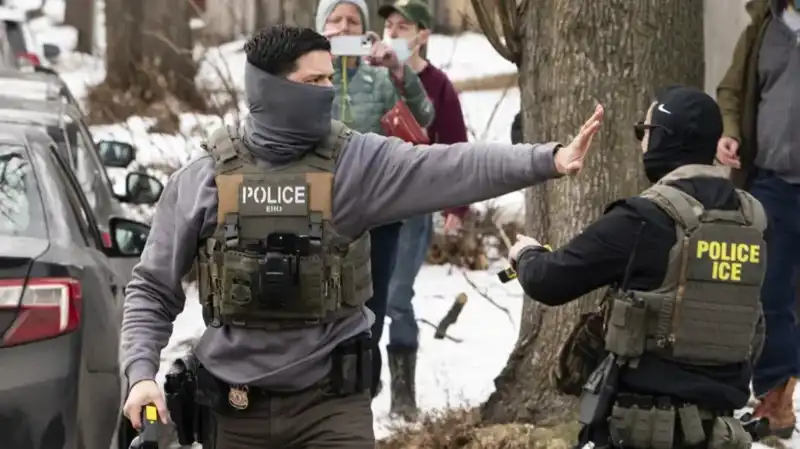 ABD Mahkemelerinden ICE’a Sert Uyarı: 4 Bin Hukuksuz Tutuklama Karşısında Ne Olacak?