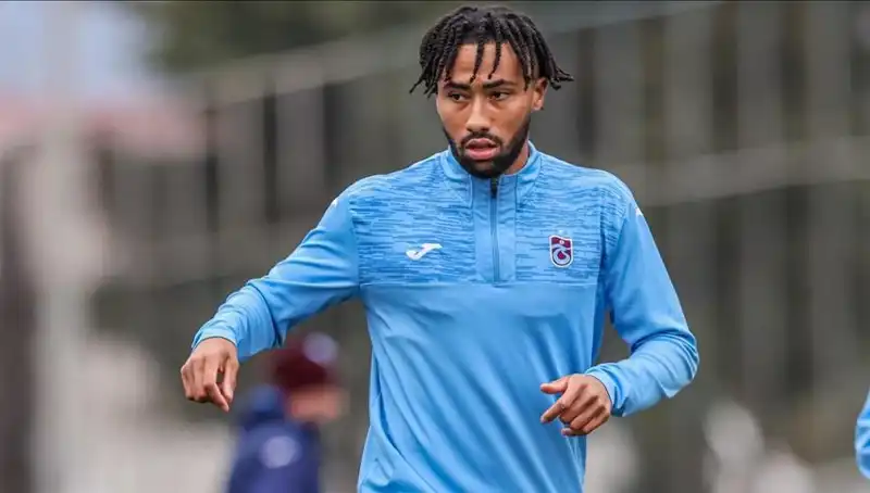 Trabzonspor'a Folcarelli'den Geldi: Kötü Haber Takımı Olumsuz Etkileyecek mi?