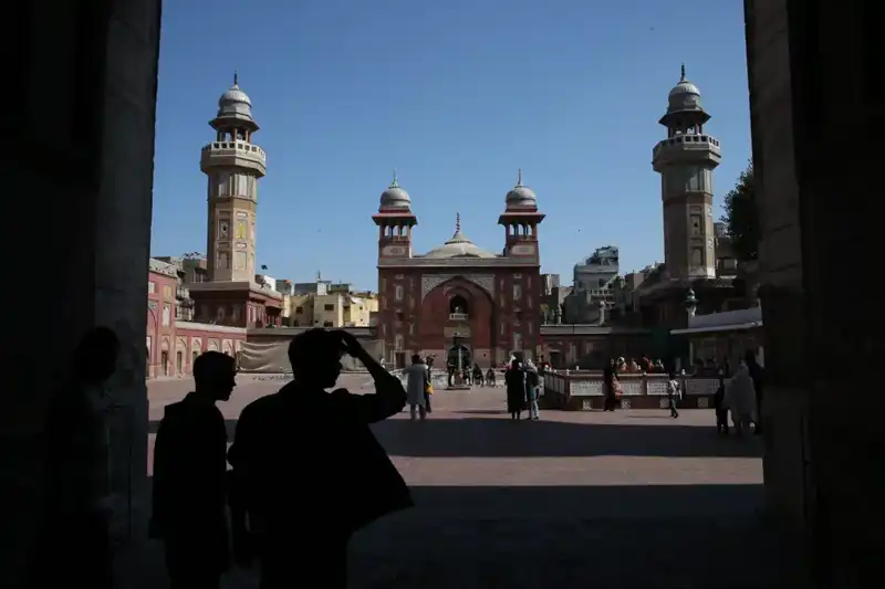 Babürlerin Mirası: 300 Yıldır Görkemiyle Ayakta Duruyor