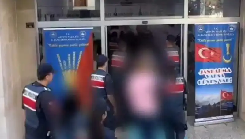 30 İlde FETÖ Operasyonu: 65 Kişi Tutuklandı, Yeni Ayrıntılar Ortaya Çıktı