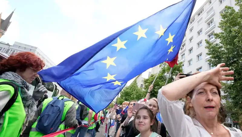 Polonya'da İkinci Tur Seçimleri: Rusya-Ukrayna Savaşı Gölgesinde Ne Olacak?