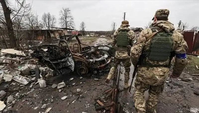 Rusya, Luhansk'ta Tam Kontrolü Sağladı: Stratejik Bir Dönüm Noktası mı?