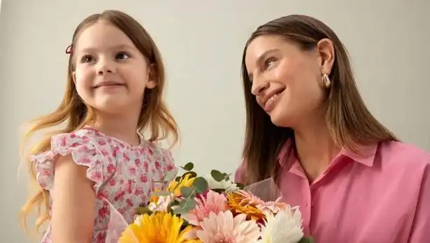 Anneler Günü'nün Tarihçesi: İlk Ne Zaman Kutlandı ve Önemi Nedir?